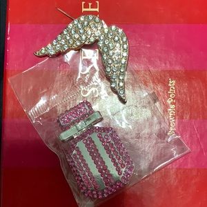 Two Victoria’s Secret Pin